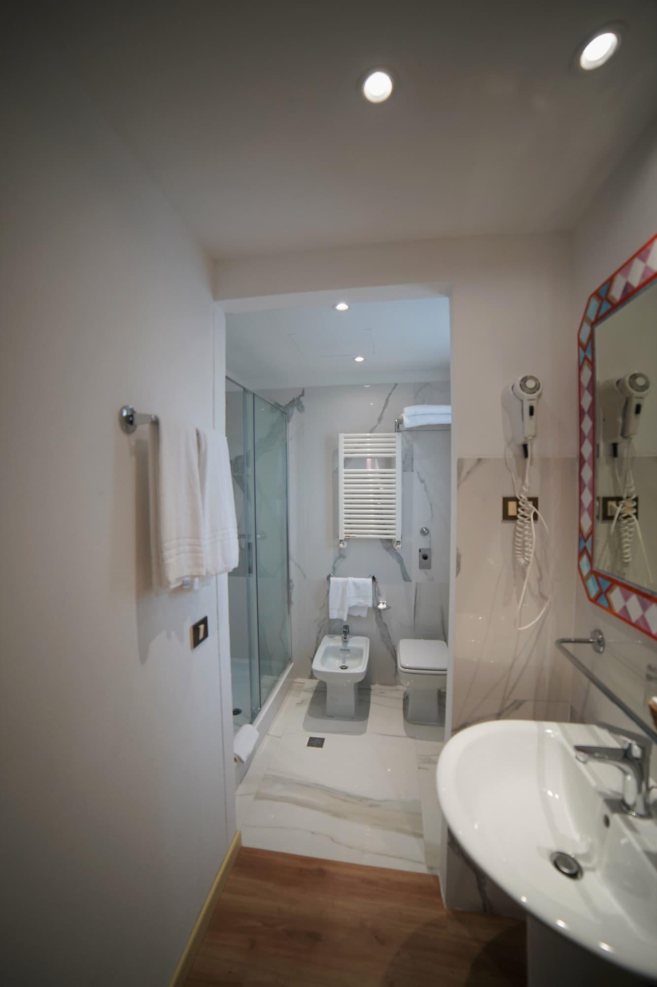 Goya Hotel 4*