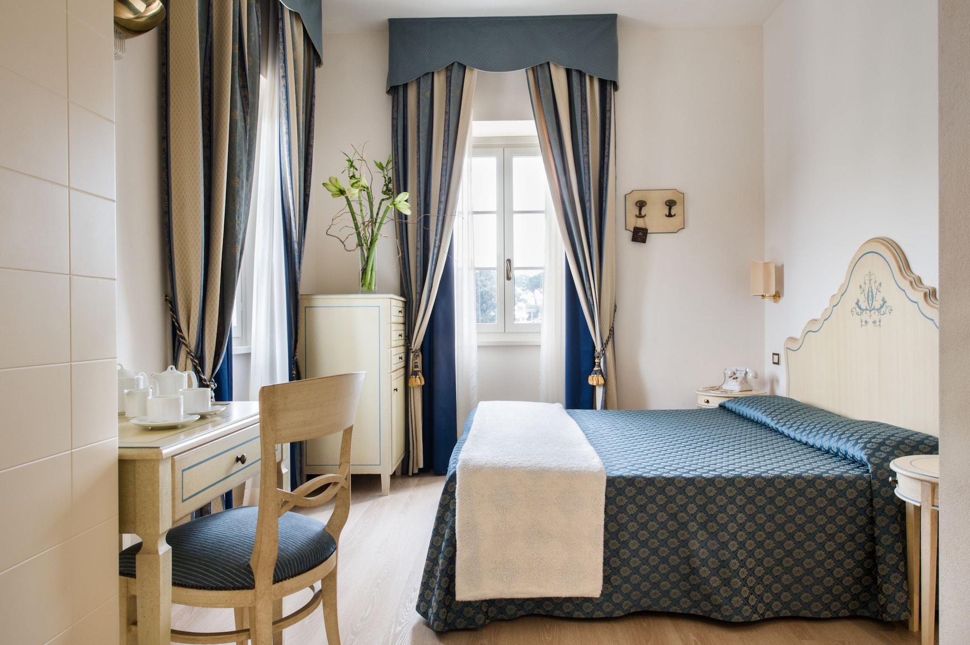 Goya Hotel