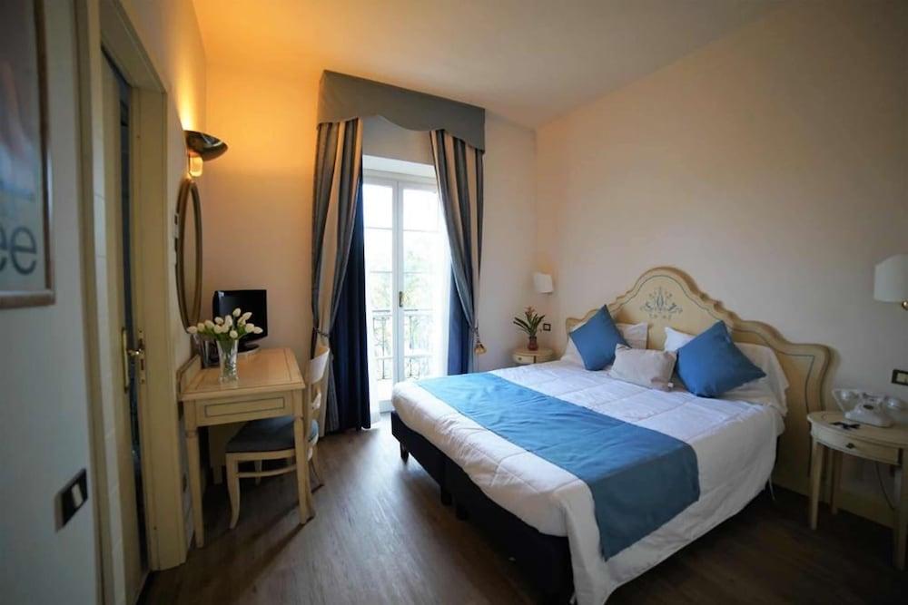 Goya Hotel