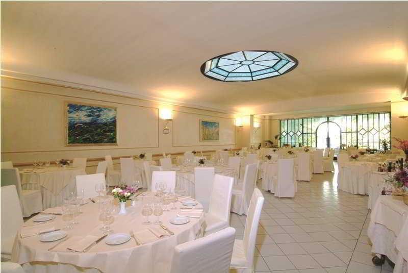 Goya 4*