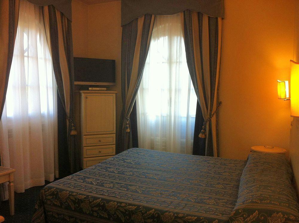 Goya Hotel