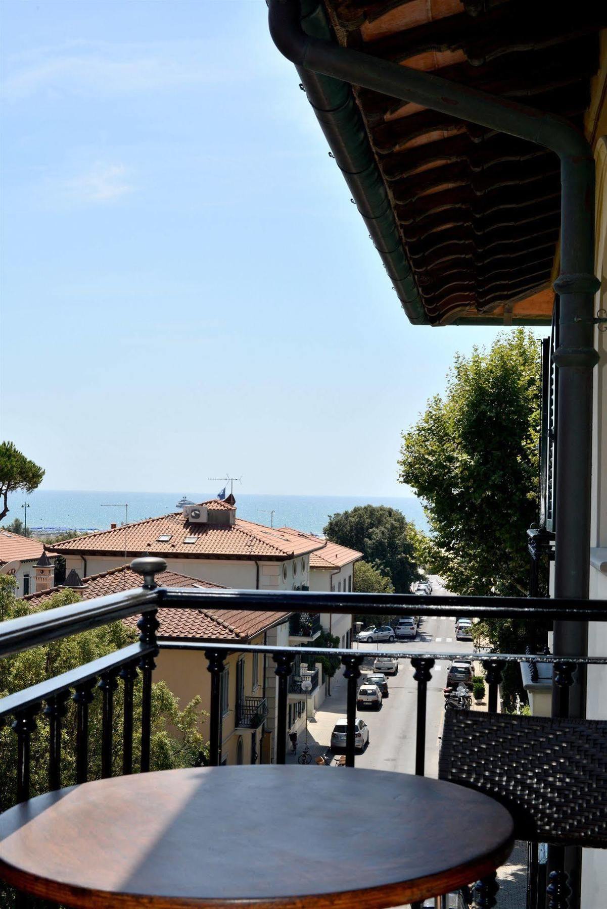 Goya Forte dei Marmi